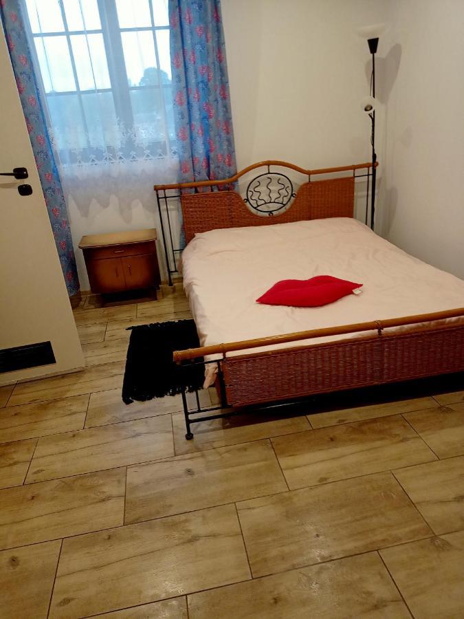 Agroturystyka "Pod Bluszczem" Krasnobród Dış mekan fotoğraf